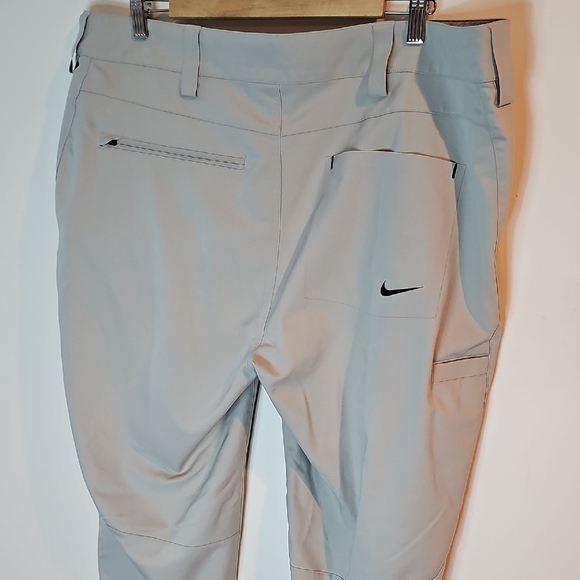 Nike Golf Relaxed Fit 41x30 Men's Beige Pants - Picture 4 of 9
